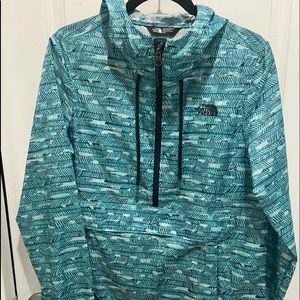 TNF WOMENS WIND ANORAK WIND BREAKER SIZE MEDIUM